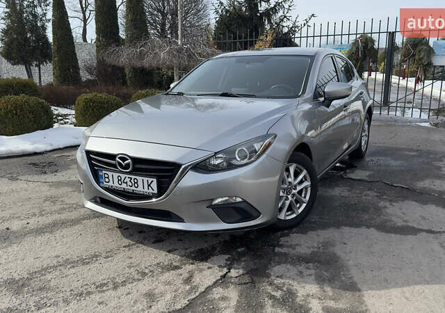 Серый Мазда 3, объемом двигателя 2 л и пробегом 183 тыс. км за 9500 $, фото 1 на Automoto.ua