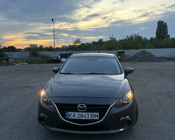 Серый Мазда 3, объемом двигателя 2 л и пробегом 184 тыс. км за 7300 $, фото 1 на Automoto.ua