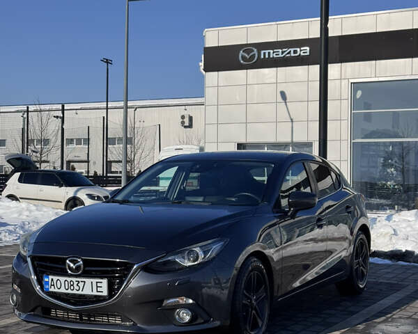 Серый Мазда 3, объемом двигателя 2.2 л и пробегом 255 тыс. км за 9800 $, фото 1 на Automoto.ua