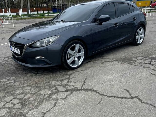 Сірий Мазда 3, об'ємом двигуна 2 л та пробігом 170 тис. км за 11000 $, фото 1 на Automoto.ua