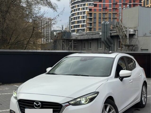 Сірий Мазда 3, об'ємом двигуна 1.6 л та пробігом 160 тис. км за 10900 $, фото 1 на Automoto.ua