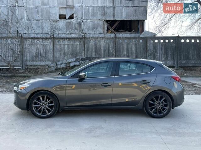Сірий Мазда 3, об'ємом двигуна 2.49 л та пробігом 90 тис. км за 11500 $, фото 1 на Automoto.ua