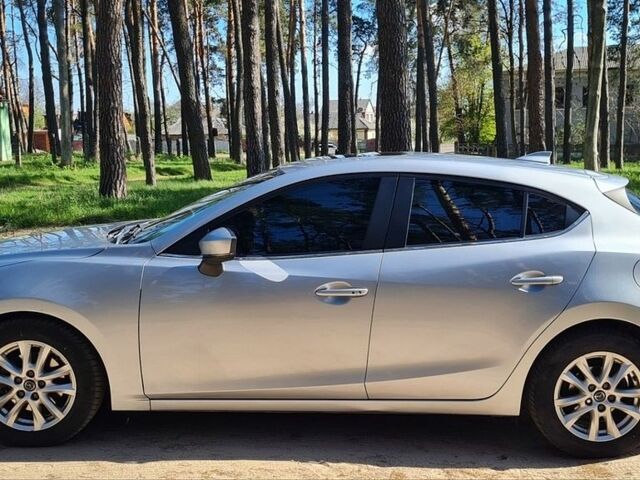 Сірий Мазда 3, об'ємом двигуна 2.5 л та пробігом 136 тис. км за 10000 $, фото 1 на Automoto.ua