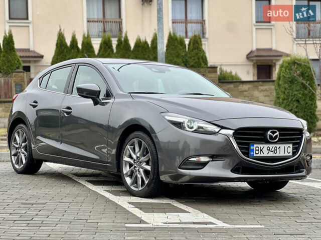 Сірий Мазда 3, об'ємом двигуна 2.5 л та пробігом 116 тис. км за 10850 $, фото 1 на Automoto.ua