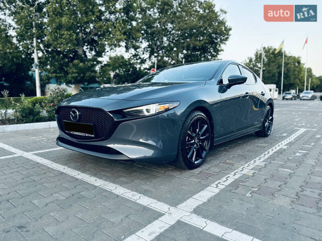 Серый Мазда 3, объемом двигателя 2.5 л и пробегом 87 тыс. км за 18999 $, фото 1 на Automoto.ua