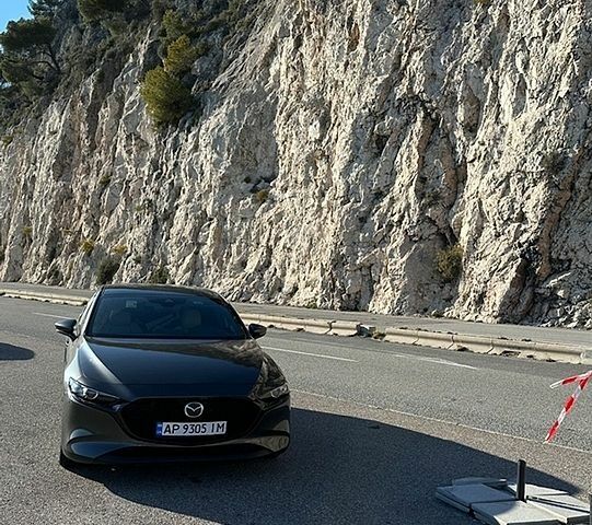 Серый Мазда 3, объемом двигателя 2.49 л и пробегом 91 тыс. км за 15000 $, фото 1 на Automoto.ua