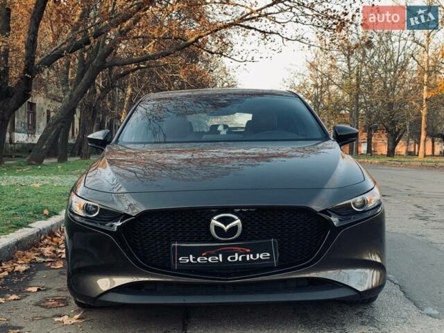 Сірий Мазда 3, об'ємом двигуна 2.49 л та пробігом 60 тис. км за 15099 $, фото 1 на Automoto.ua