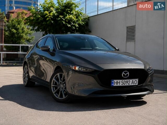 Серый Мазда 3, объемом двигателя 2.5 л и пробегом 56 тыс. км за 18700 $, фото 1 на Automoto.ua