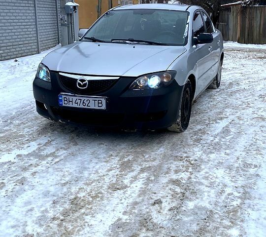 Сірий Мазда 3, об'ємом двигуна 1.6 л та пробігом 315 тис. км за 2550 $, фото 1 на Automoto.ua