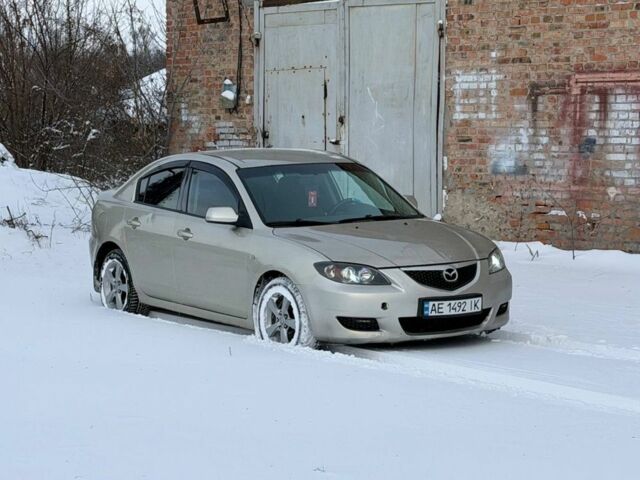 Сірий Мазда 3, об'ємом двигуна 1.6 л та пробігом 195 тис. км за 2650 $, фото 1 на Automoto.ua