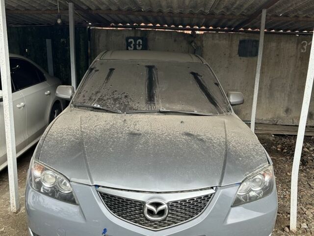 Сірий Мазда 3, об'ємом двигуна 1.6 л та пробігом 320 тис. км за 2850 $, фото 1 на Automoto.ua