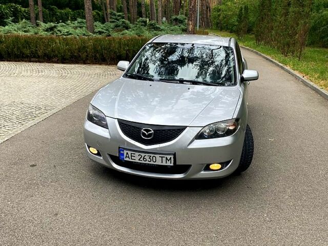 Серый Мазда 3, объемом двигателя 1.6 л и пробегом 262 тыс. км за 3600 $, фото 1 на Automoto.ua