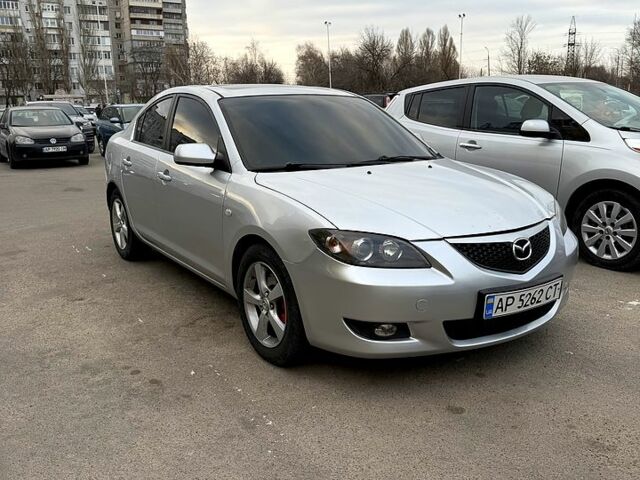 Серый Мазда 3, объемом двигателя 2 л и пробегом 260 тыс. км за 4500 $, фото 1 на Automoto.ua