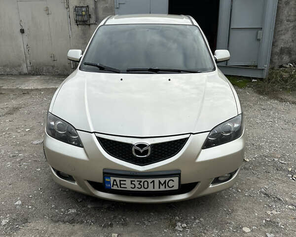 Сірий Мазда 3, об'ємом двигуна 2 л та пробігом 323 тис. км за 4600 $, фото 1 на Automoto.ua