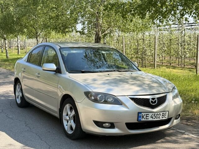 Серый Мазда 3, объемом двигателя 1.6 л и пробегом 214 тыс. км за 3999 $, фото 1 на Automoto.ua