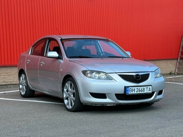 Сірий Мазда 3, об'ємом двигуна 2 л та пробігом 200 тис. км за 4300 $, фото 1 на Automoto.ua