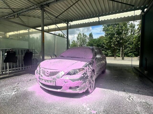 Серый Мазда 3, объемом двигателя 1.6 л и пробегом 398 тыс. км за 3700 $, фото 1 на Automoto.ua