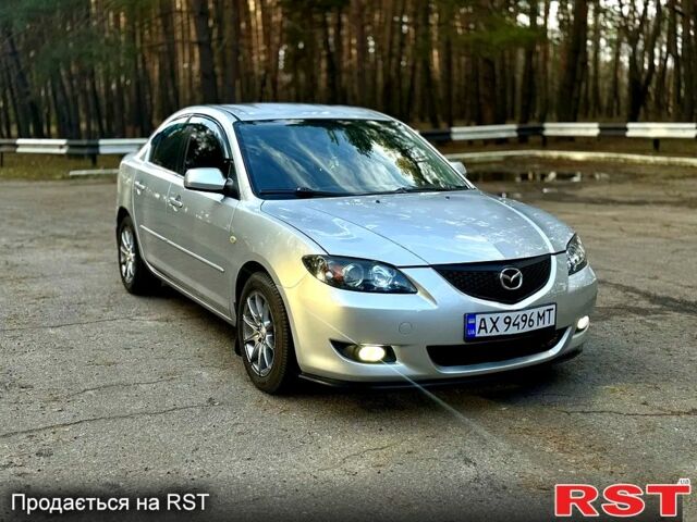 Сірий Мазда 3, об'ємом двигуна 1.6 л та пробігом 299 тис. км за 3999 $, фото 1 на Automoto.ua