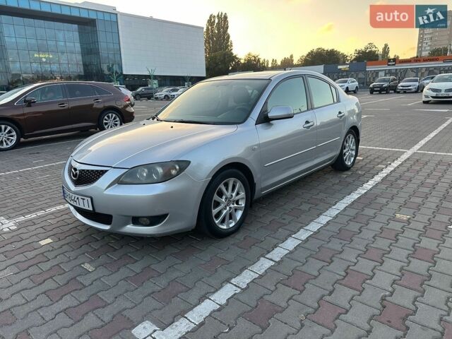 Серый Мазда 3, объемом двигателя 1.6 л и пробегом 226 тыс. км за 5300 $, фото 1 на Automoto.ua