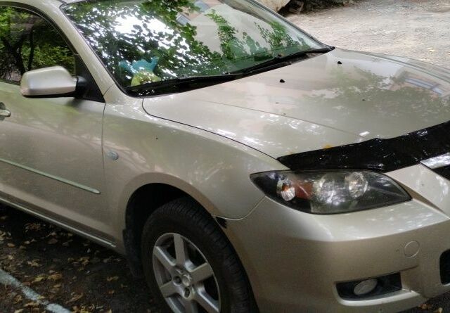 Сірий Мазда 3, об'ємом двигуна 1.6 л та пробігом 285 тис. км за 3750 $, фото 1 на Automoto.ua