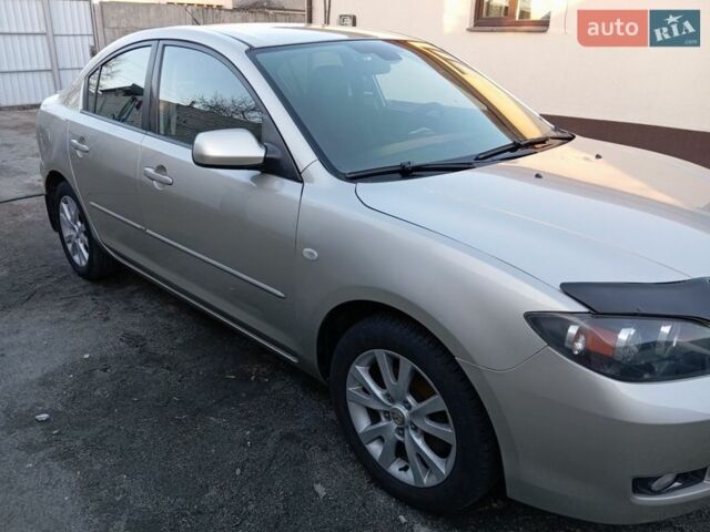 Сірий Мазда 3, об'ємом двигуна 1.6 л та пробігом 260 тис. км за 4399 $, фото 1 на Automoto.ua