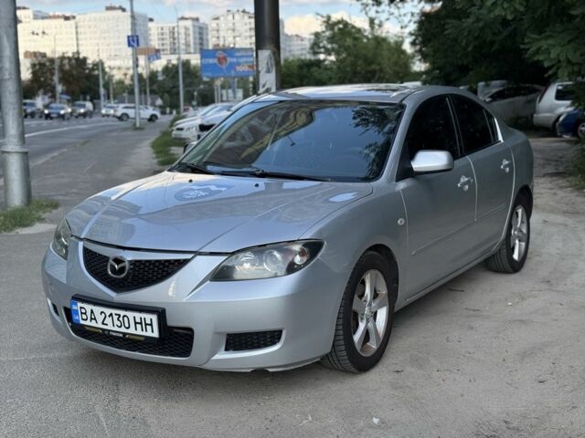 Сірий Мазда 3, об'ємом двигуна 1.6 л та пробігом 235 тис. км за 3200 $, фото 1 на Automoto.ua