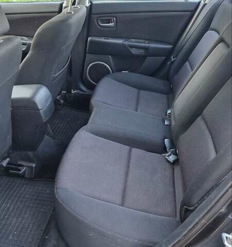 Серый Мазда 3, объемом двигателя 1.6 л и пробегом 269 тыс. км за 4800 $, фото 1 на Automoto.ua