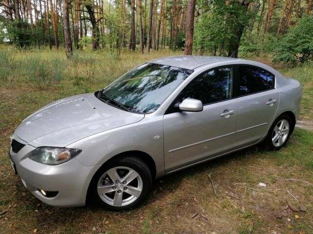 Сірий Мазда 3, об'ємом двигуна 1.6 л та пробігом 187 тис. км за 4700 $, фото 1 на Automoto.ua