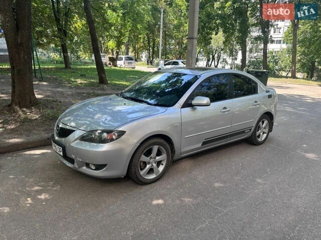 Серый Мазда 3, объемом двигателя 1.6 л и пробегом 200 тыс. км за 3999 $, фото 1 на Automoto.ua