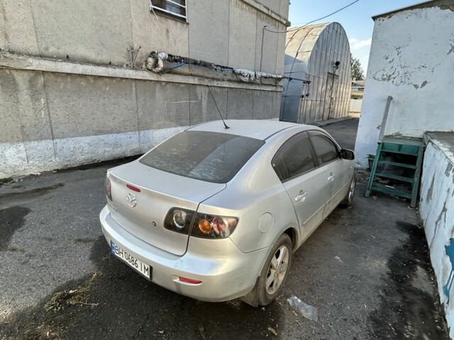 Сірий Мазда 3, об'ємом двигуна 1.6 л та пробігом 200 тис. км за 1900 $, фото 1 на Automoto.ua
