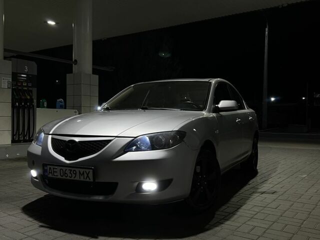 Серый Мазда 3, объемом двигателя 1.6 л и пробегом 2 тыс. км за 5000 $, фото 1 на Automoto.ua