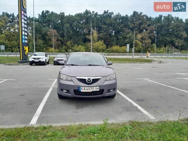 Серый Мазда 3, объемом двигателя 1.6 л и пробегом 440 тыс. км за 3000 $, фото 1 на Automoto.ua