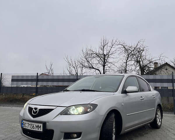 Сірий Мазда 3, об'ємом двигуна 1.6 л та пробігом 310 тис. км за 4900 $, фото 1 на Automoto.ua
