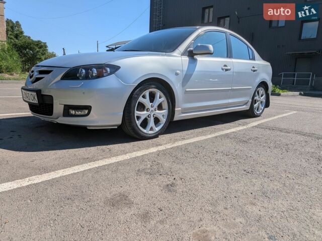 Серый Мазда 3, объемом двигателя 2 л и пробегом 226 тыс. км за 5800 $, фото 1 на Automoto.ua
