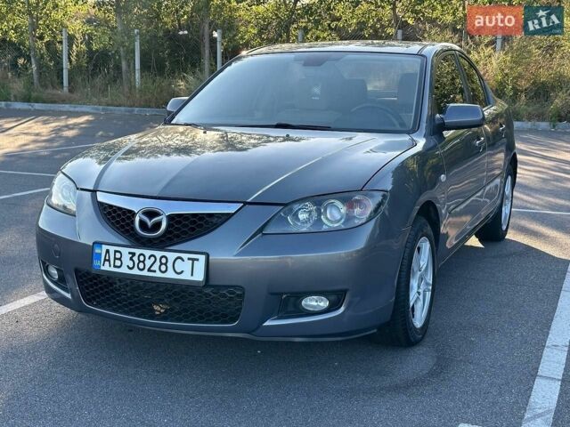 Серый Мазда 3, объемом двигателя 1.6 л и пробегом 275 тыс. км за 4650 $, фото 1 на Automoto.ua