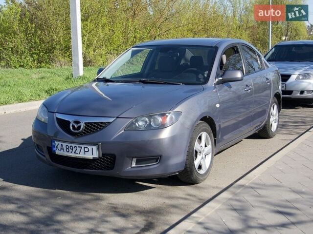Серый Мазда 3, объемом двигателя 1.6 л и пробегом 240 тыс. км за 6499 $, фото 1 на Automoto.ua