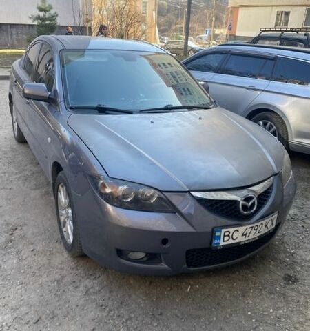 Серый Мазда 3, объемом двигателя 1.6 л и пробегом 280 тыс. км за 4000 $, фото 1 на Automoto.ua