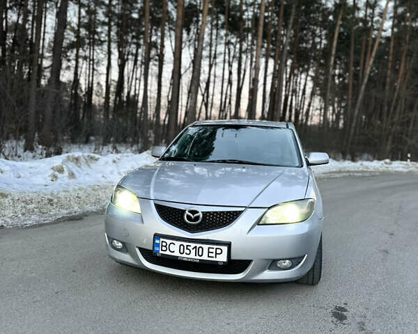 Серый Мазда 3, объемом двигателя 1.6 л и пробегом 221 тыс. км за 3690 $, фото 1 на Automoto.ua