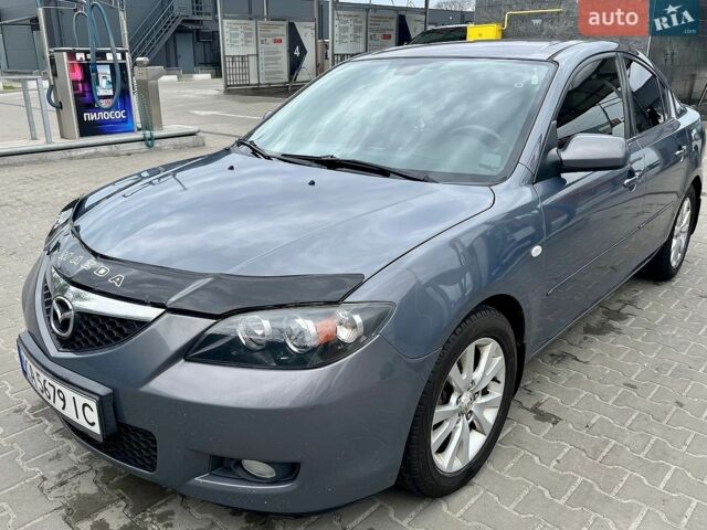 Серый Мазда 3, объемом двигателя 1.6 л и пробегом 283 тыс. км за 5200 $, фото 1 на Automoto.ua