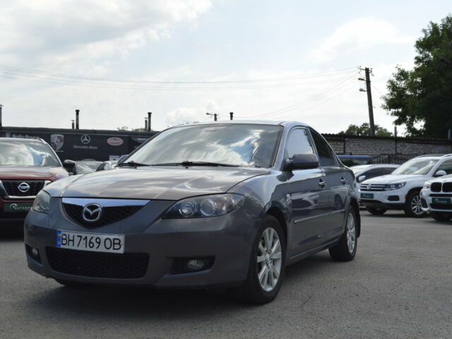 Сірий Мазда 3, об'ємом двигуна 1.6 л та пробігом 172 тис. км за 4400 $, фото 1 на Automoto.ua