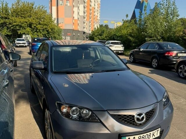 Серый Мазда 3, объемом двигателя 1.6 л и пробегом 217 тыс. км за 5500 $, фото 1 на Automoto.ua