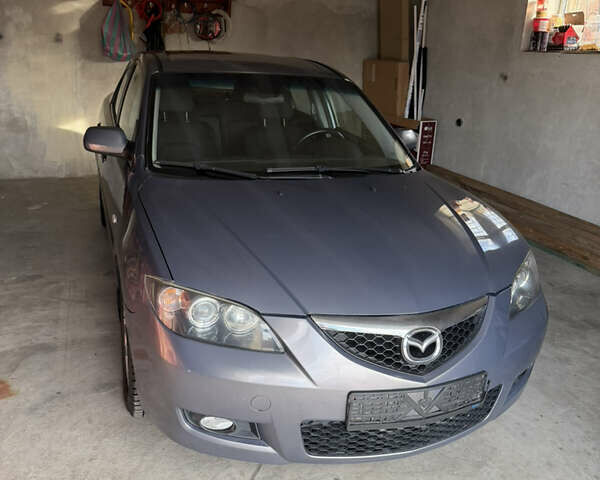 Сірий Мазда 3, об'ємом двигуна 1.6 л та пробігом 172 тис. км за 5350 $, фото 1 на Automoto.ua