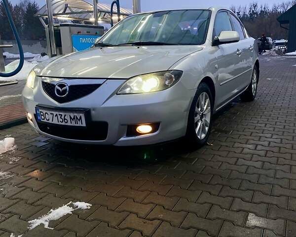 Сірий Мазда 3, об'ємом двигуна 1.6 л та пробігом 311 тис. км за 5500 $, фото 1 на Automoto.ua