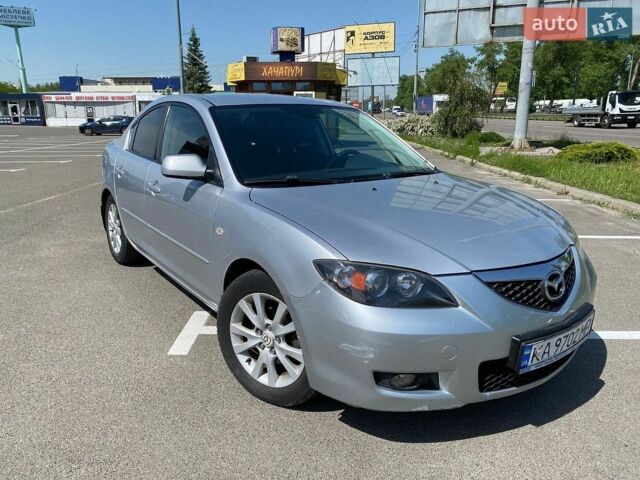Серый Мазда 3, объемом двигателя 1.6 л и пробегом 245 тыс. км за 4600 $, фото 1 на Automoto.ua