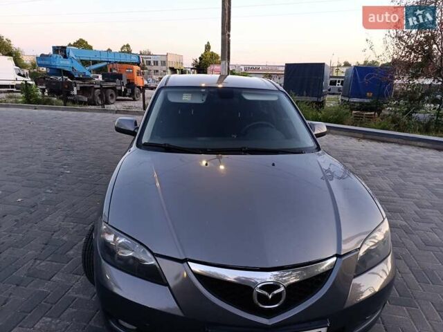 Серый Мазда 3, объемом двигателя 1.6 л и пробегом 192 тыс. км за 5300 $, фото 1 на Automoto.ua