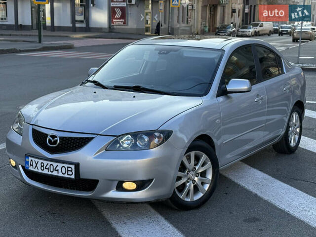 Сірий Мазда 3, об'ємом двигуна 1.6 л та пробігом 218 тис. км за 4850 $, фото 1 на Automoto.ua