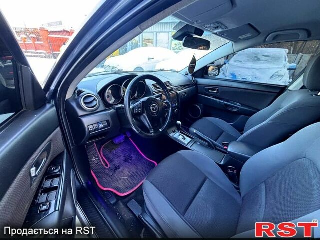 Серый Мазда 3, объемом двигателя 1.6 л и пробегом 230 тыс. км за 4000 $, фото 1 на Automoto.ua