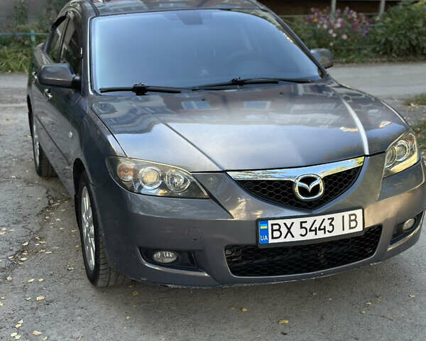 Серый Мазда 3, объемом двигателя 1.6 л и пробегом 198 тыс. км за 5500 $, фото 1 на Automoto.ua