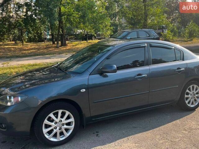 Сірий Мазда 3, об'ємом двигуна 1.6 л та пробігом 240 тис. км за 5500 $, фото 1 на Automoto.ua
