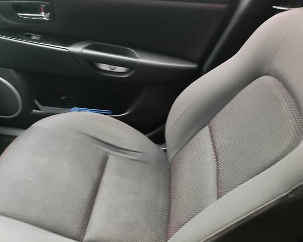 Сірий Мазда 3, об'ємом двигуна 1.6 л та пробігом 125 тис. км за 6100 $, фото 1 на Automoto.ua